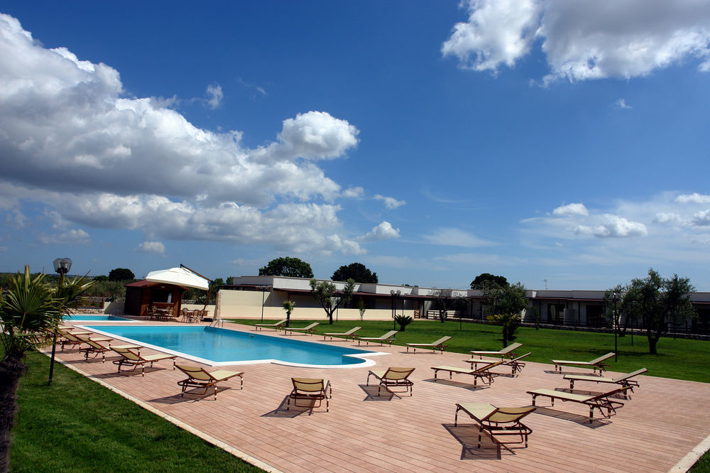 Masseria La Grande Quercia Hotel Mottola Ngoại thất bức ảnh